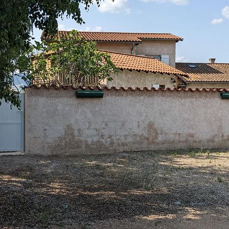 Panda Home Quincie-en-Beaujolais Exterior photo