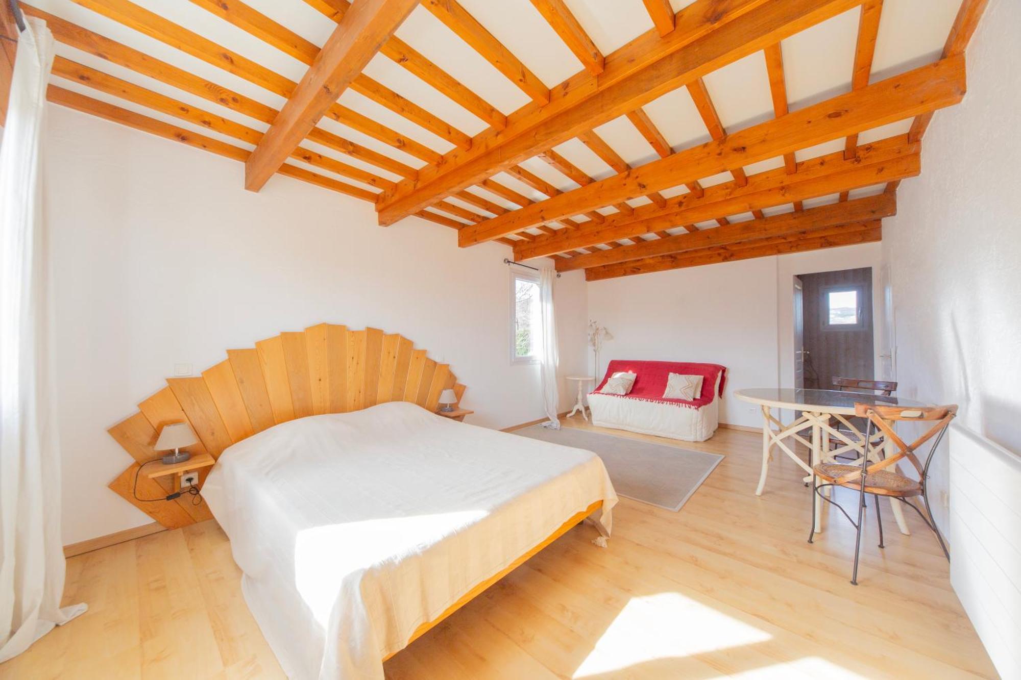 Panda Home Quincie-en-Beaujolais Exterior photo